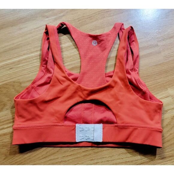 Lululemon Workout Bra 6 - Picture 1 of 4